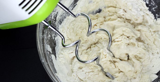 Best Hand Mixer for Bread Dough: Top 5 Recommendations (2022)